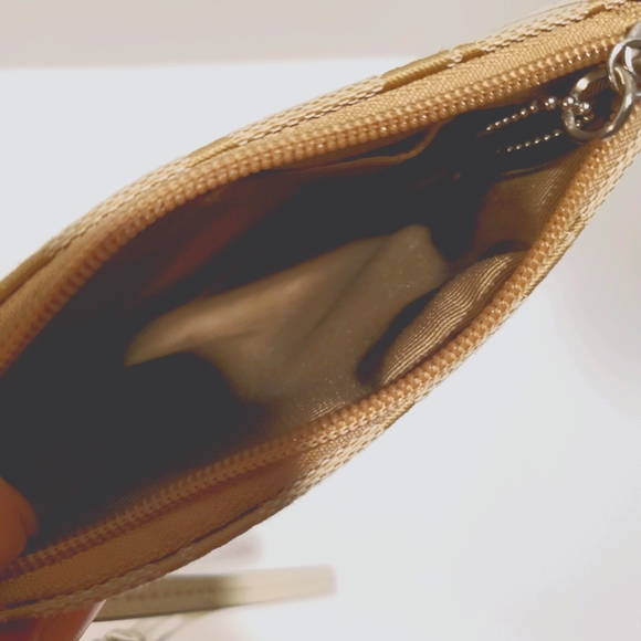 Coach wallet wristlet. - Picture 4 of 4